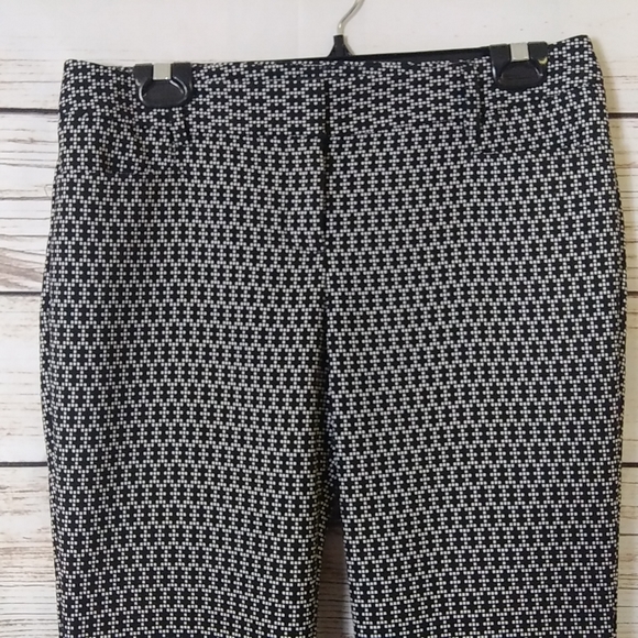Express Columnist Geo Pixel Print Pants Size 6R - Picture 6 of 7